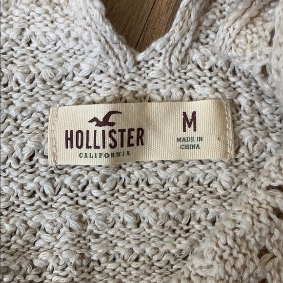 Hollister knit high neck top! - Picture 2 of 3